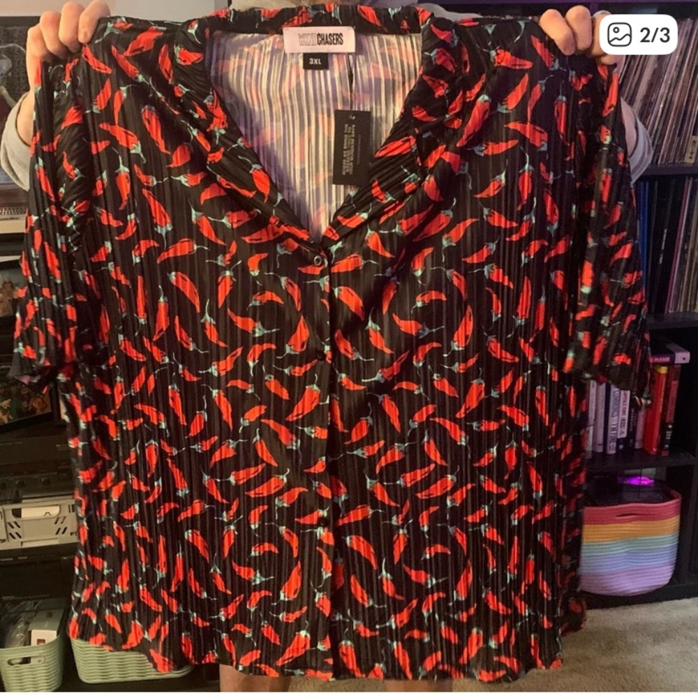 Wknd chasers -  Women's Red and Black Patterned Top - NWT